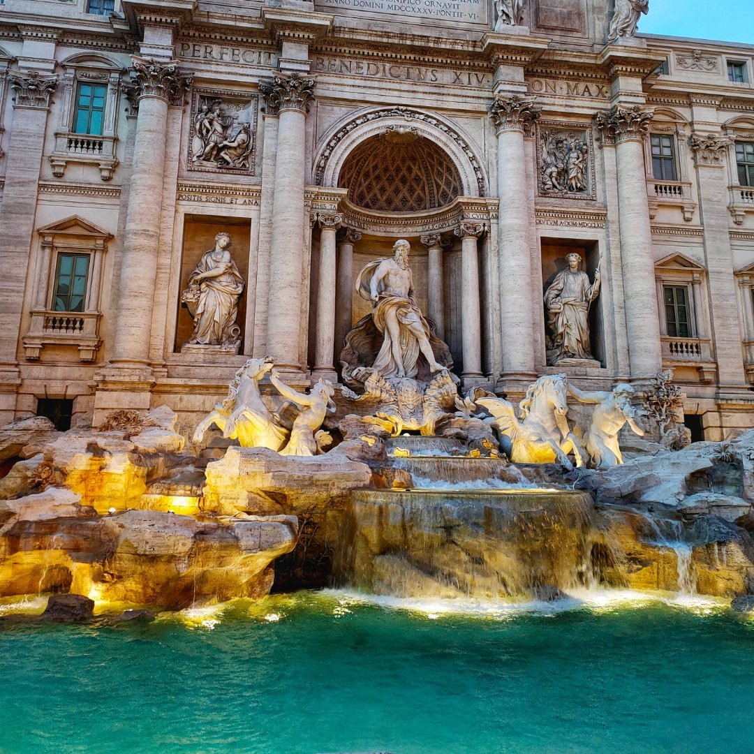 ROMA FONTANA DI TREVI CAM VIAGGI