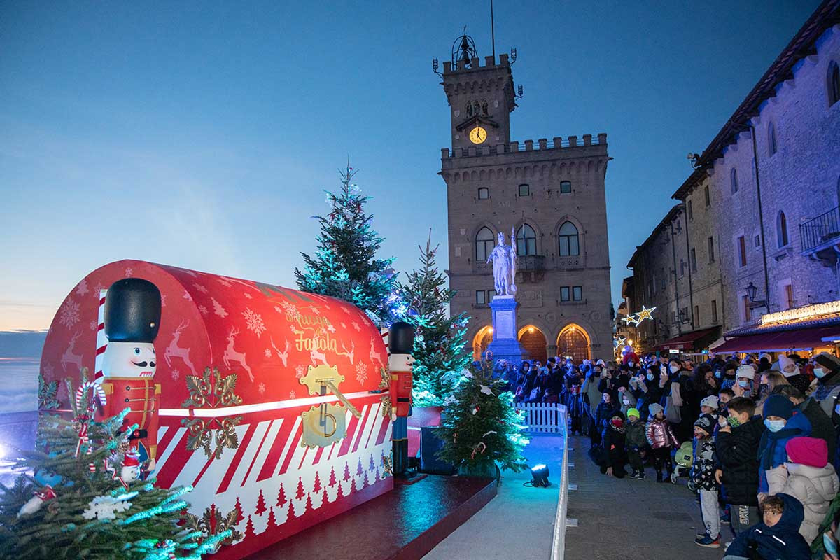 SAN MARINO E I MERCATINI CAM VIAGGI