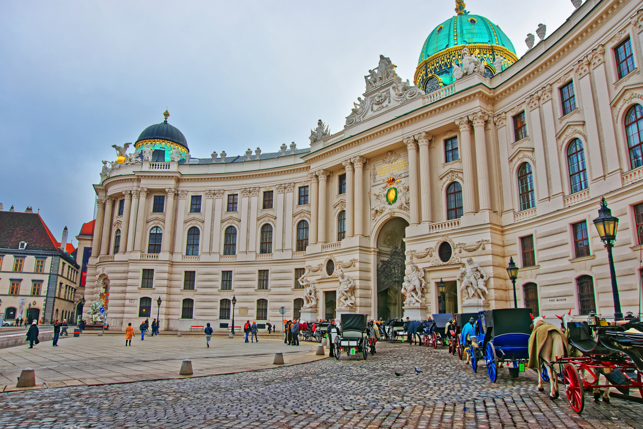 capodanno a vienna FULVIA TOUR  HOFBOURG PALACE 