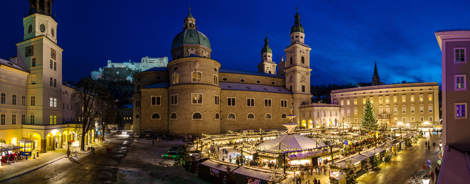 ROSENHEIM SALISBURGO E INNSBRUCK mercatini di natale a salisburgo nella residenzplatz  CAM VIAGGI